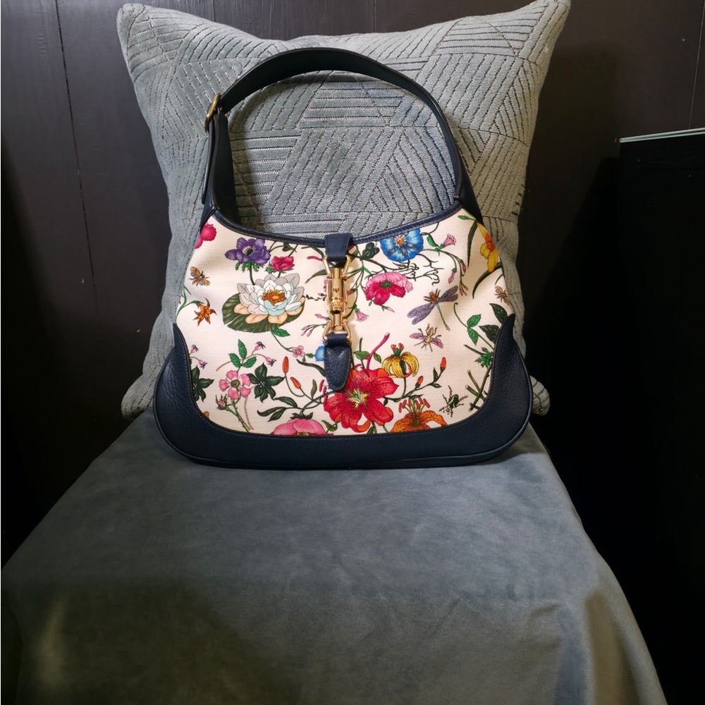 Floral Print Shoulder Bag with Navy Accents - Picture 6 of 9